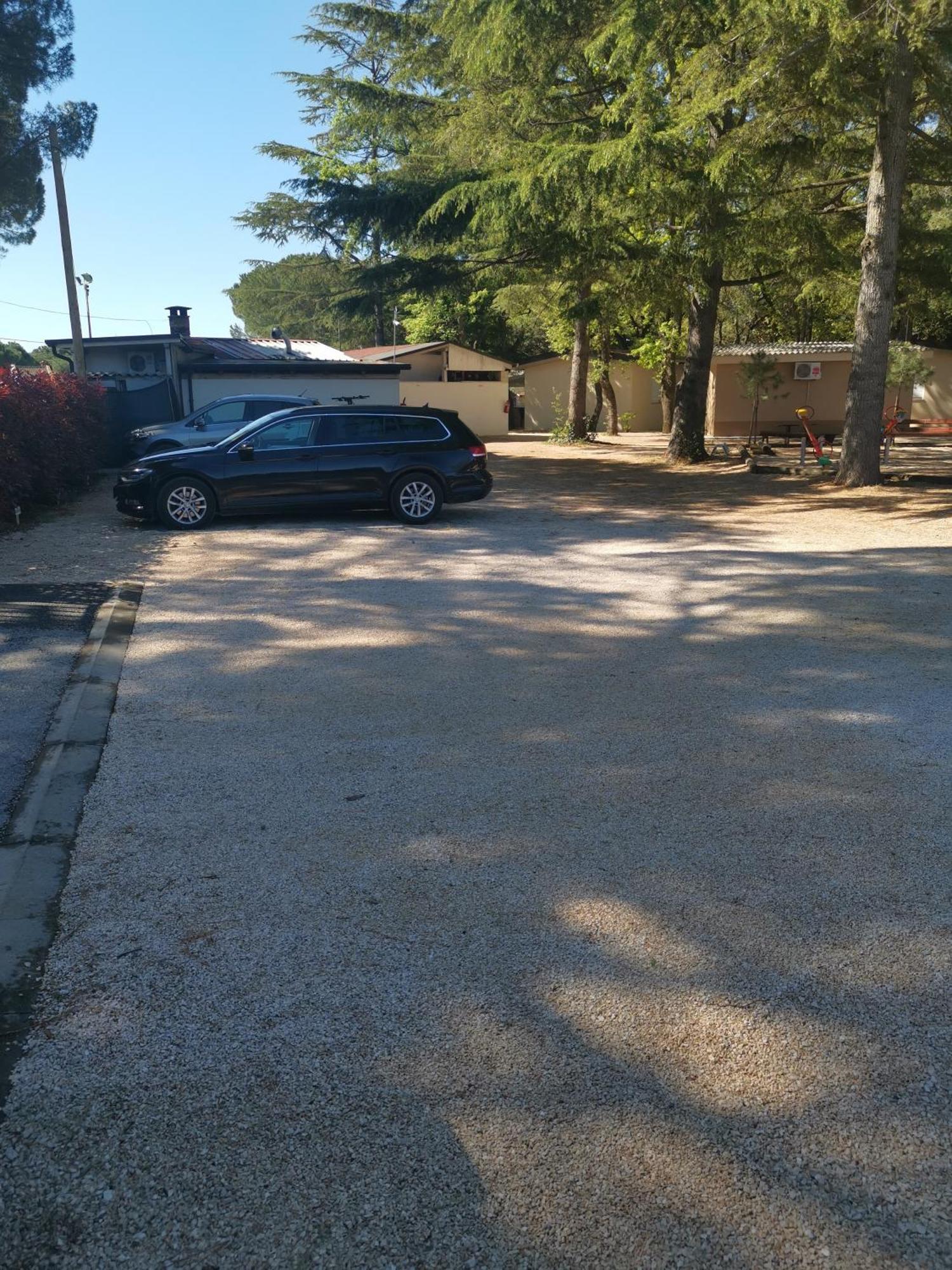 Holiday Park Mimoza Basanija Exterior photo